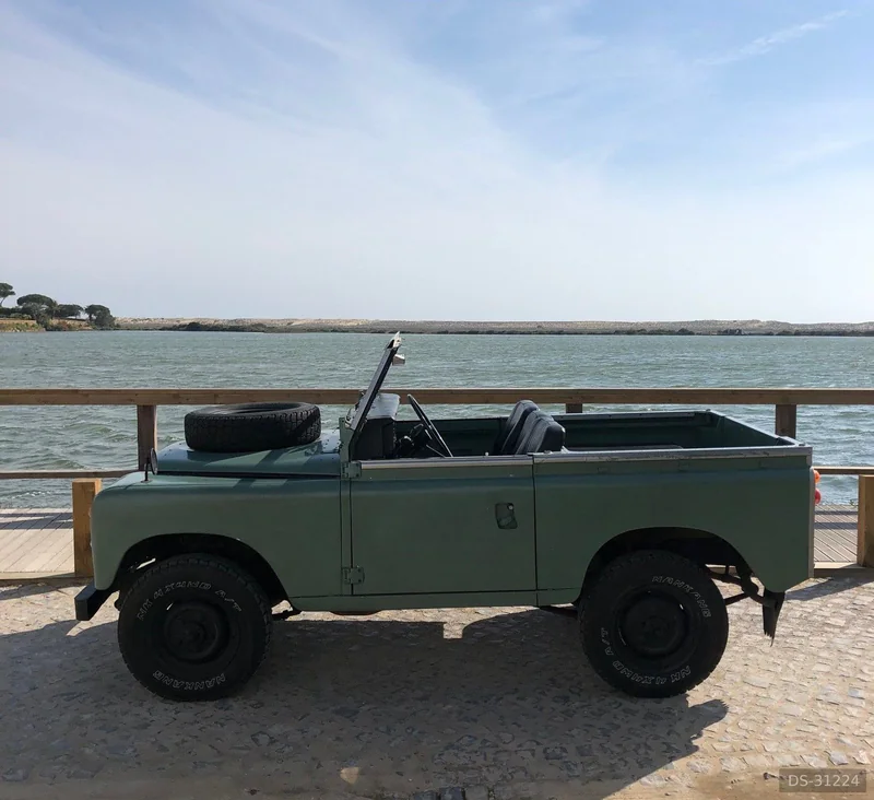 1972 Land Rover 88 Serie Iii in Vilamoura 2