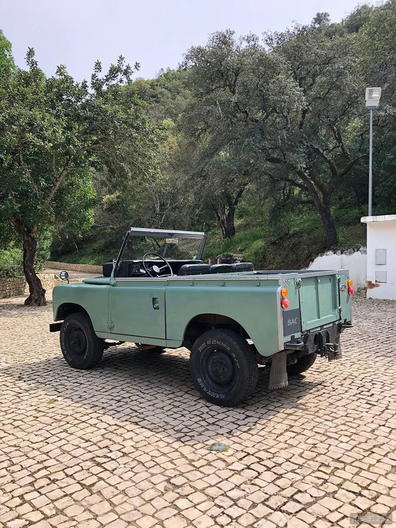 1972 Land Rover 88 Serie Iii in Vilamoura 4