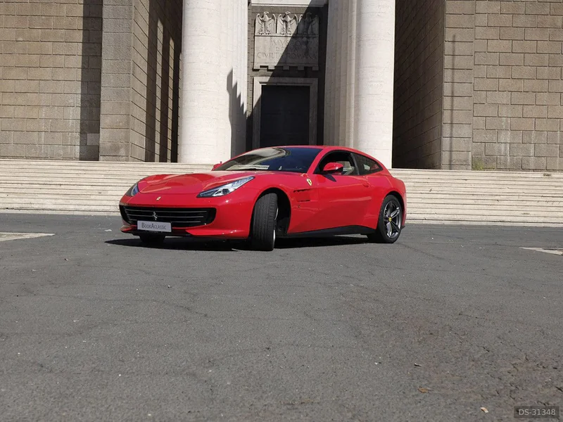 2018 Ferrari Gtc4lusso in Roma 5
