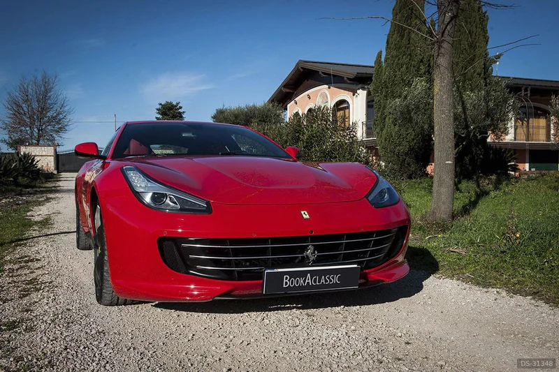 2018 Ferrari Gtc4lusso in Roma 4