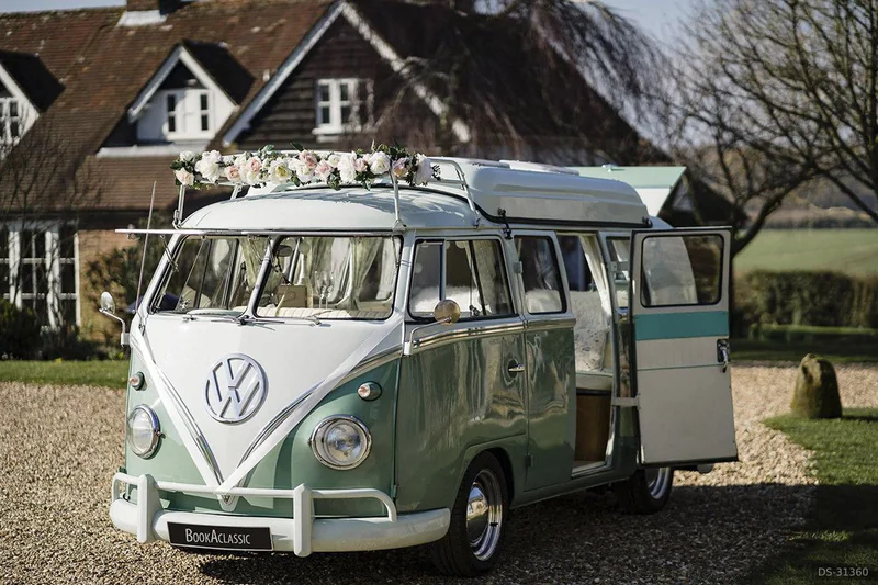 1960 Volkswagen T2 Splitscreen in Farnborough 3