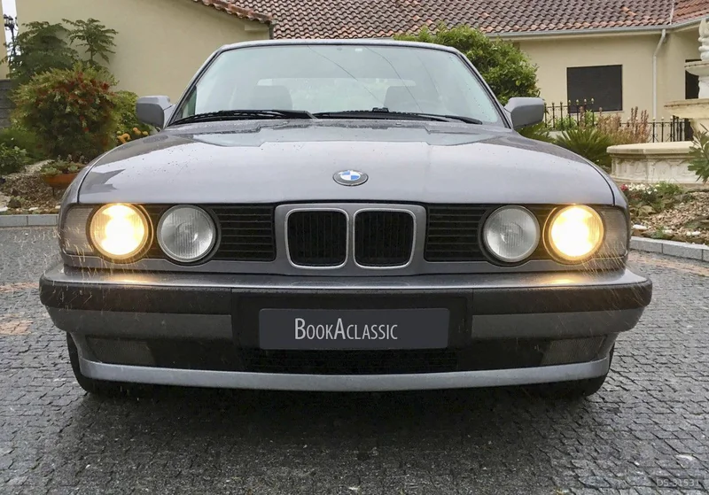 1991 BMW 520i