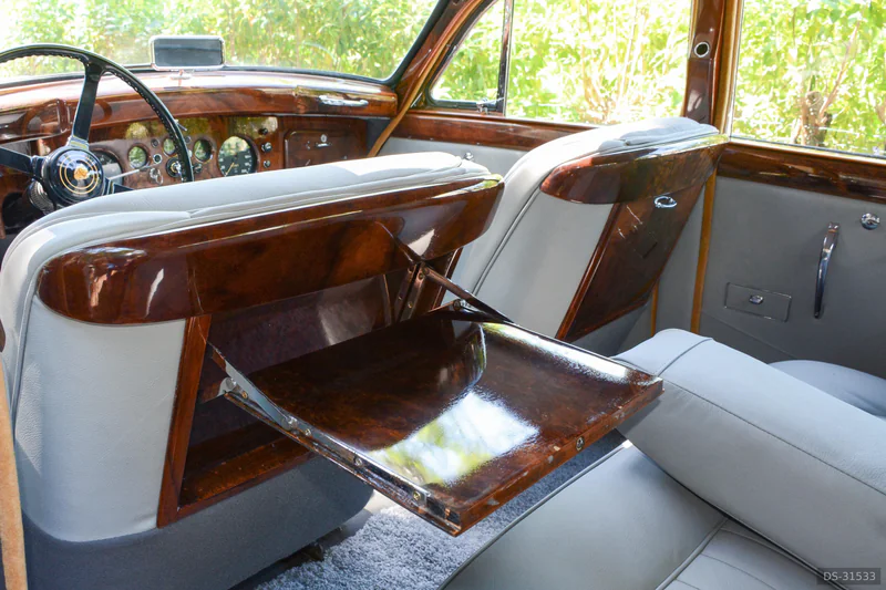 1958 Jaguar Mk9 in Loures 7