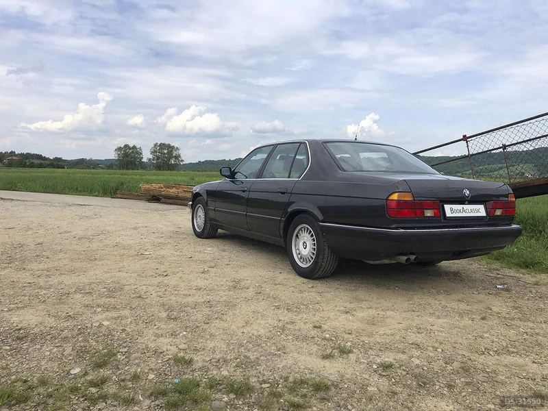 1991 BMW E32 in Dąbrowa Górnicza 2