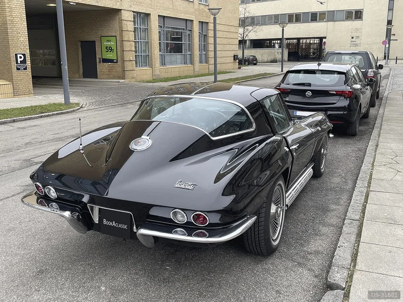 1966 Chevrolet Corvette Stingray C2 Coupé in Nivå