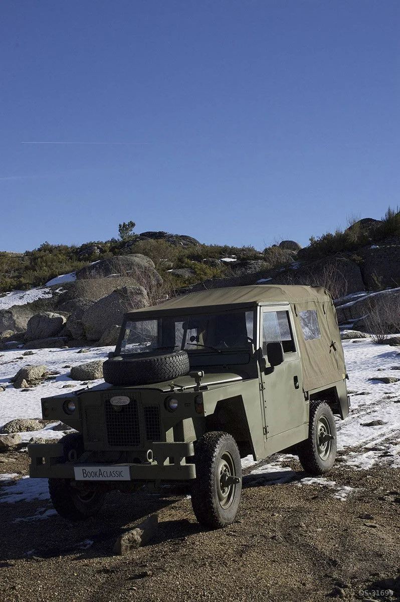 1973 Land Rover Santana Ligero in Fafe 2