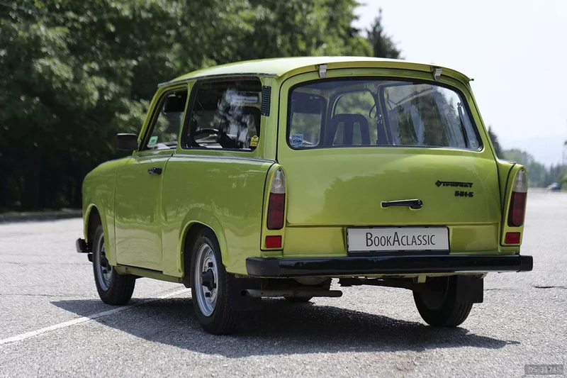 1990 Trabant 601 in Sofia 8