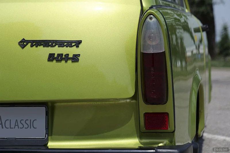 1990 Trabant 601 in Sofia 9