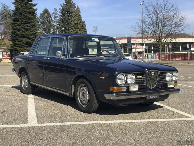 1974 Lancia 2000 Iniezione in Varese 1