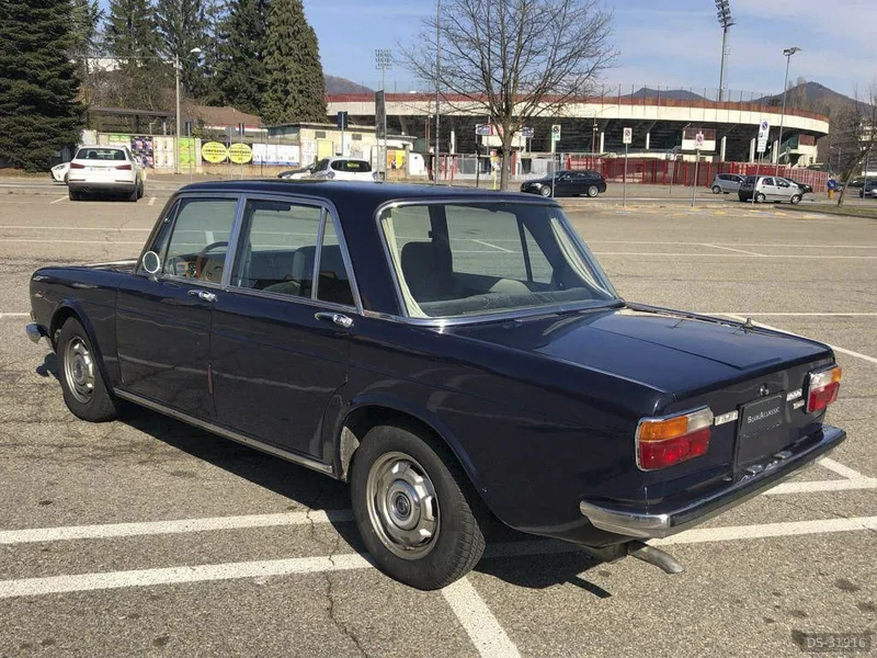 1974 Lancia 2000 Iniezione in Varese 2
