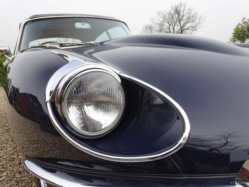 1969 Jaguar E Type Series 2 in London 15