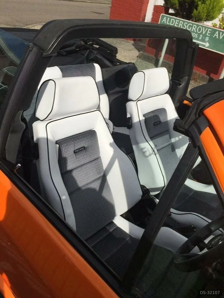 1990 Ford Escort in London 3