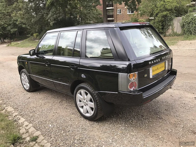 2005 Land Rover Range Rover in London 3