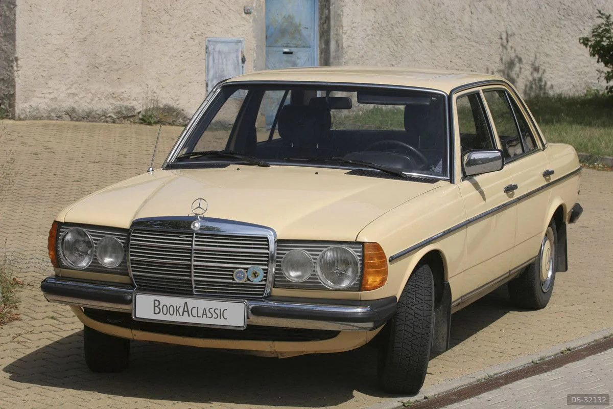 1981 Mercedes-Benz 200 D  W123