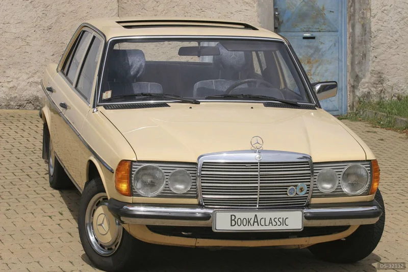 1981 Mercedes-Benz 200 D  W123 in Nelahozeves 5