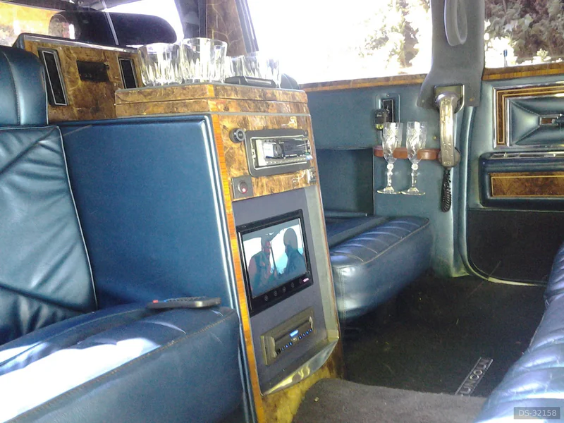 1977 Lincoln Continental Limousine