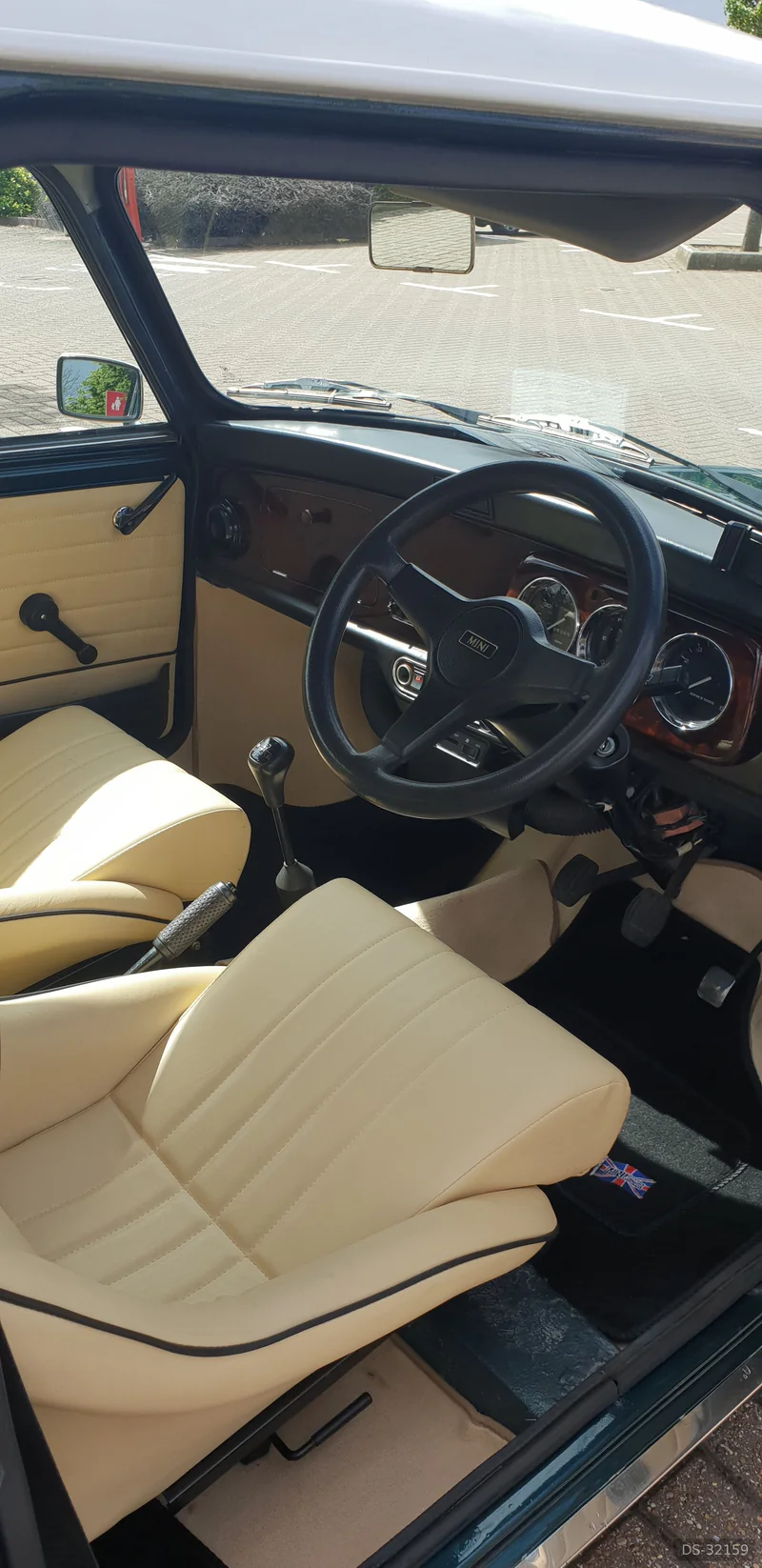1996 Rover Mini in London 2