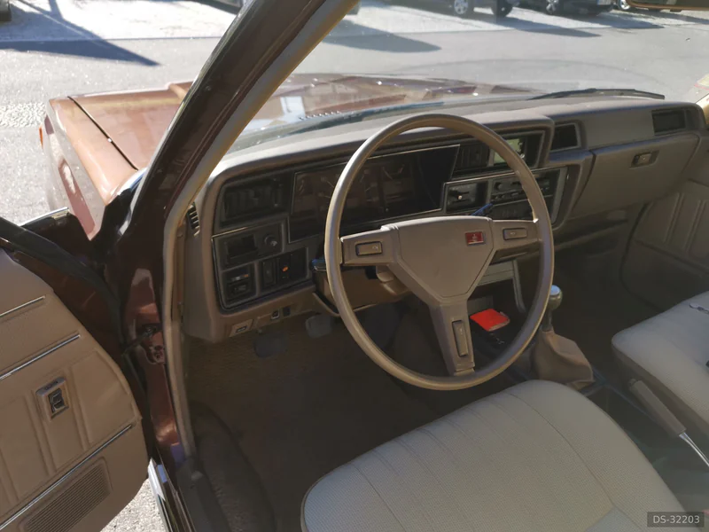 1981 Toyota Crown in Porto 2