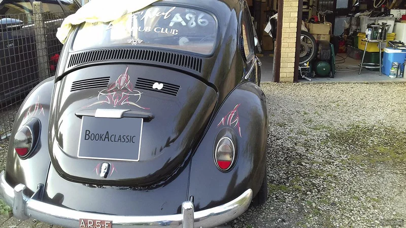1971 Volkswagen Beetle in Abingdon-on-thames 3