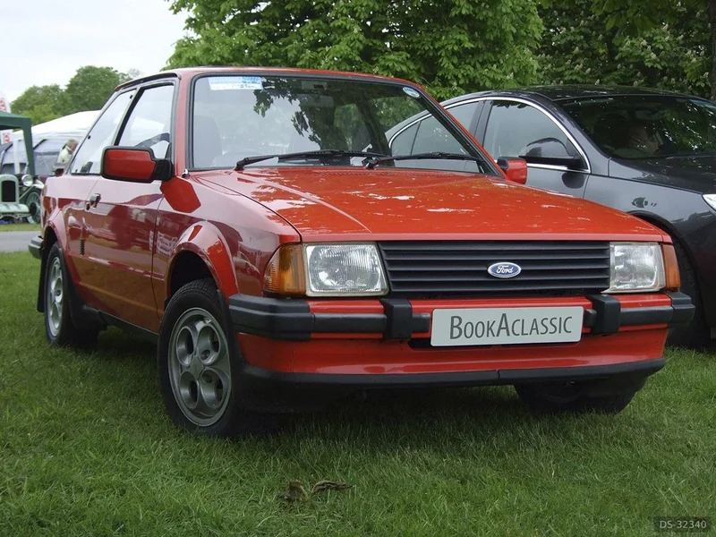 1981 Ford Escort Xr3 in Bournemouth 7