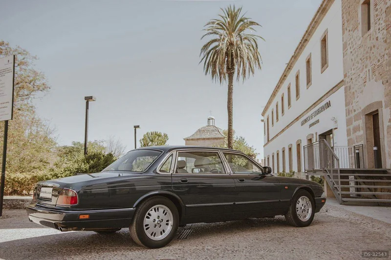 1998 Jaguar Sovereign in Badajoz 4