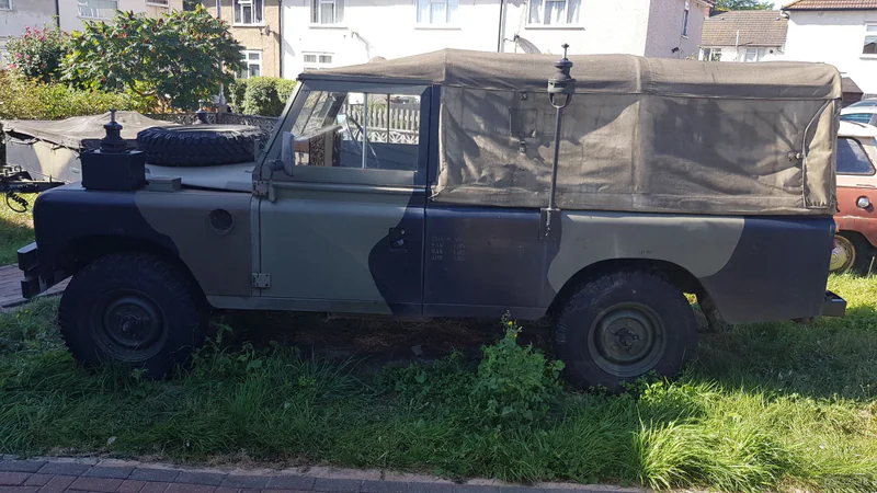 1974 Land Rover Series 3 109 Ffr in London 2