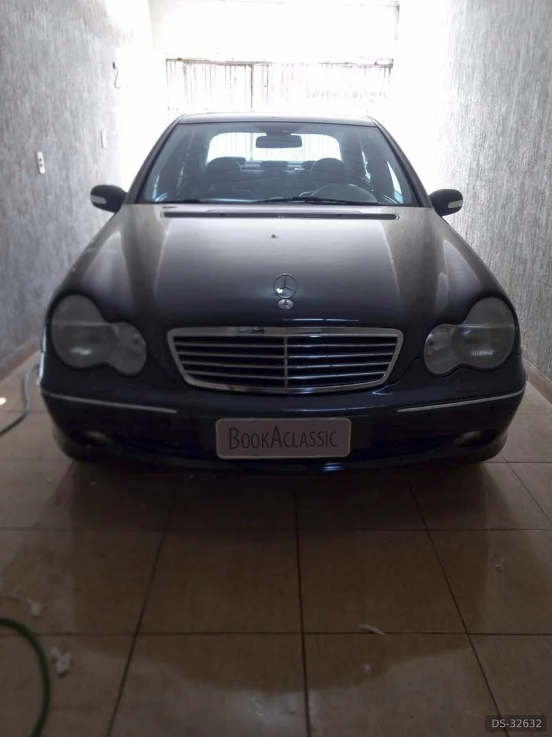 2002 Mercedes-Benz C320 V6 in Brasília 2