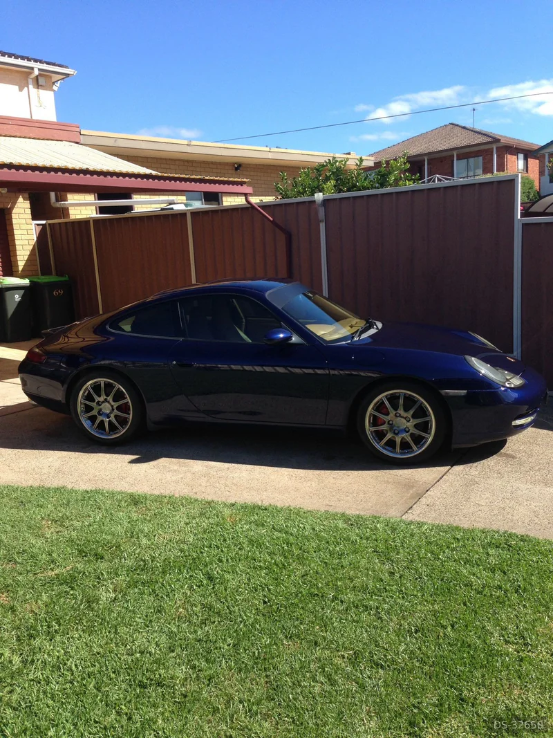 2000 Porsche 911 Carrera in Hurstville 2