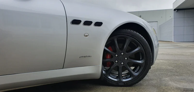 2005 Maserati Quattroporte in Bucasia 5