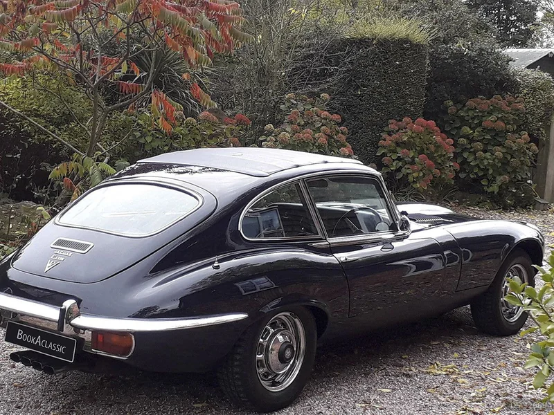 1972 Jaguar E-type in Chester 2