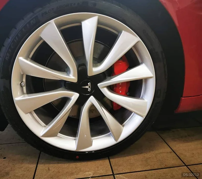 2019 Tesla Model 3 Performance in Praskačka 5
