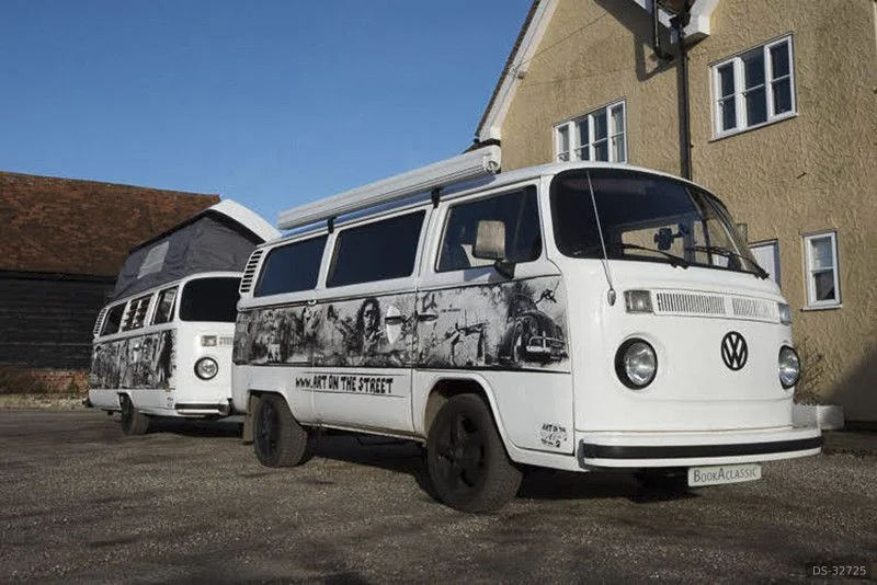 1975 Volkswagen T2 Bay Window in Takeley 5