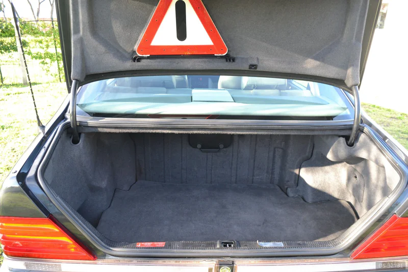 1993 Mercedes-Benz S 350 in Napoli 13