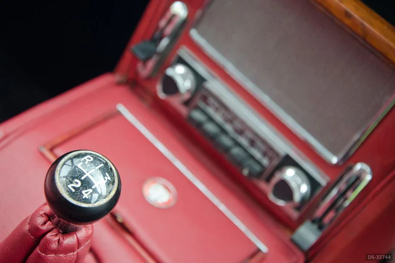 1965 Jaguar Mk2 in Redditch 4