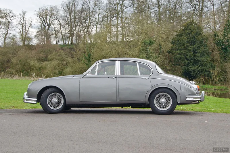 1965 Jaguar Mk2 in Redditch 5