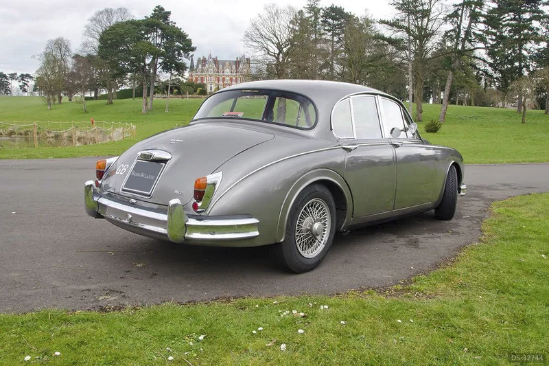 1965 Jaguar Mk2 in Redditch 6