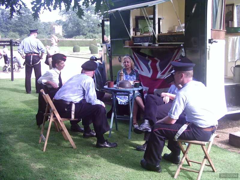 1939 Morris Mobile Canteen in Shaftesbury 5