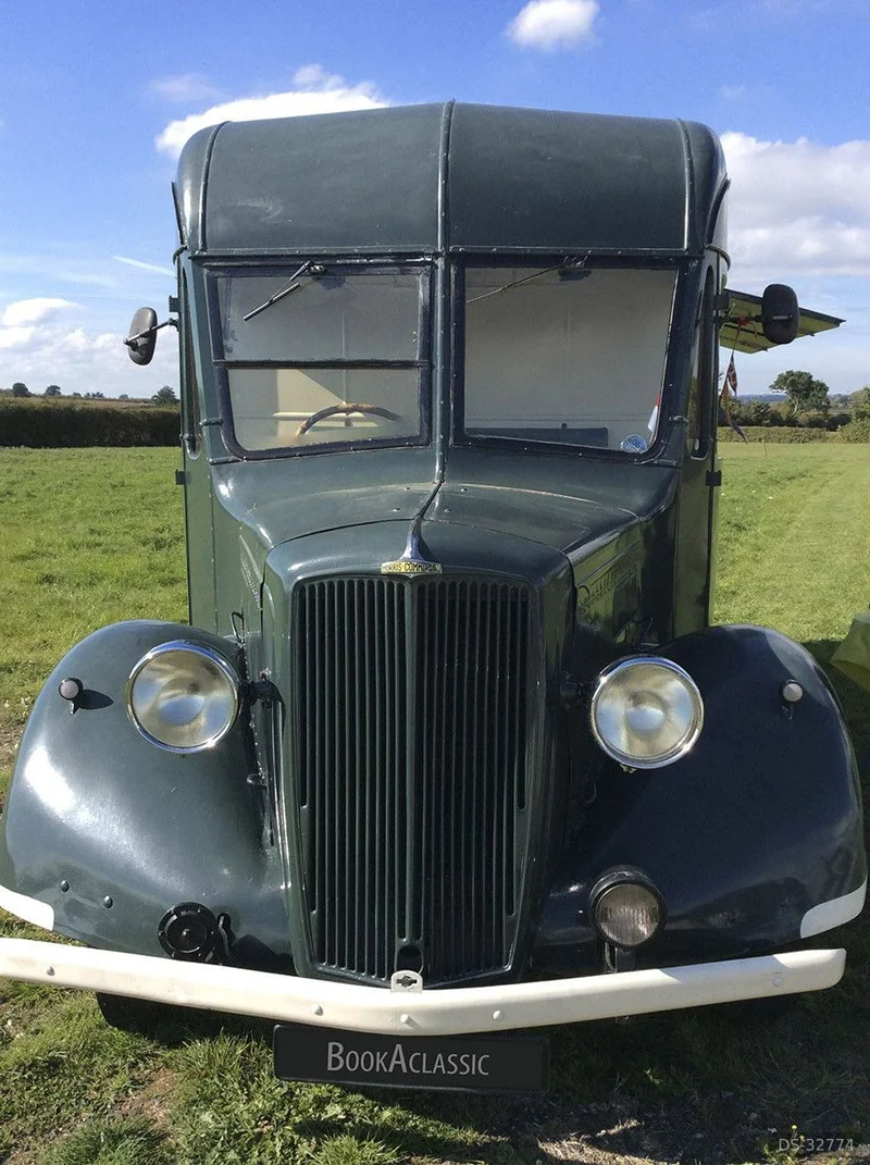 1939 Morris Mobile Canteen in Shaftesbury 4