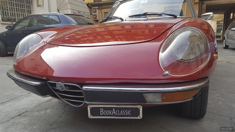 1980 Alfa Romeo 2000 Spider Veloce in Milano 2