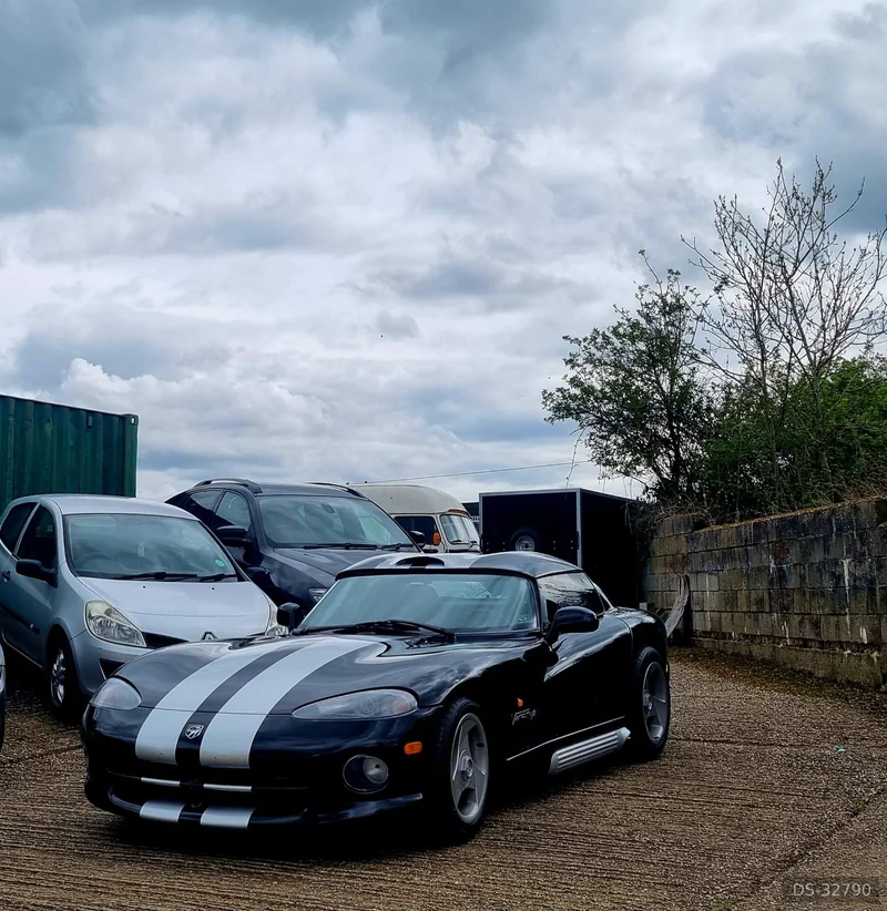 1994 Dodge Viper in Kedington 5