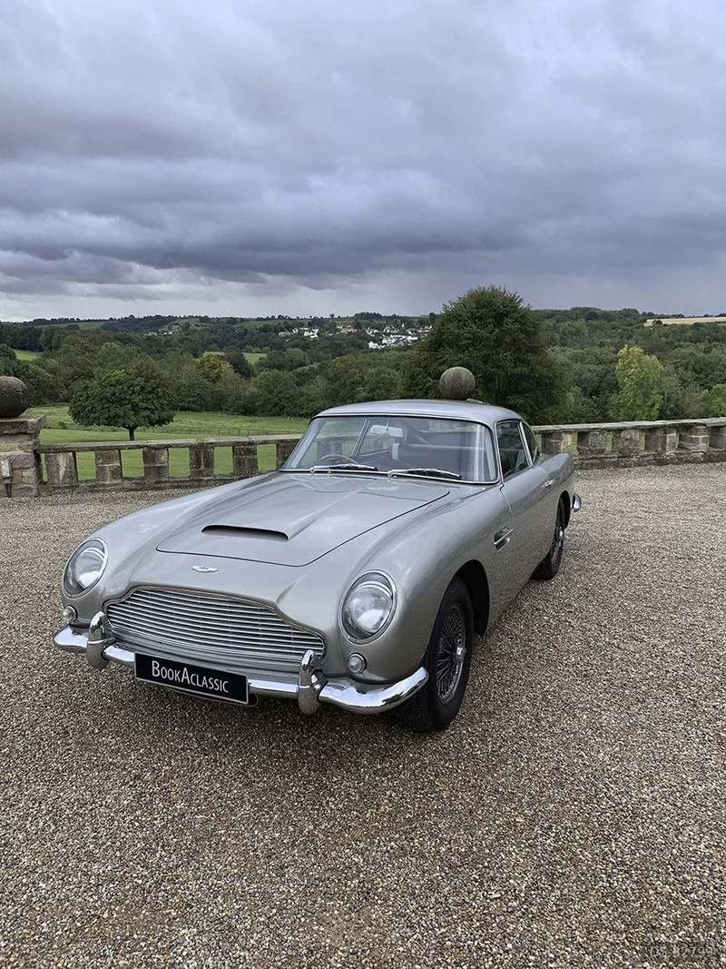 1964 Aston Martin DB5 in Essex 3