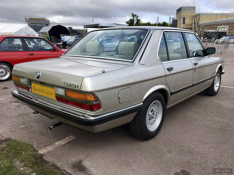 1987 BMW E28 518i Lux in Worthing 6