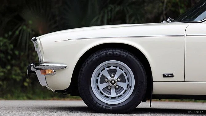 1976 Jaguar XJC V12