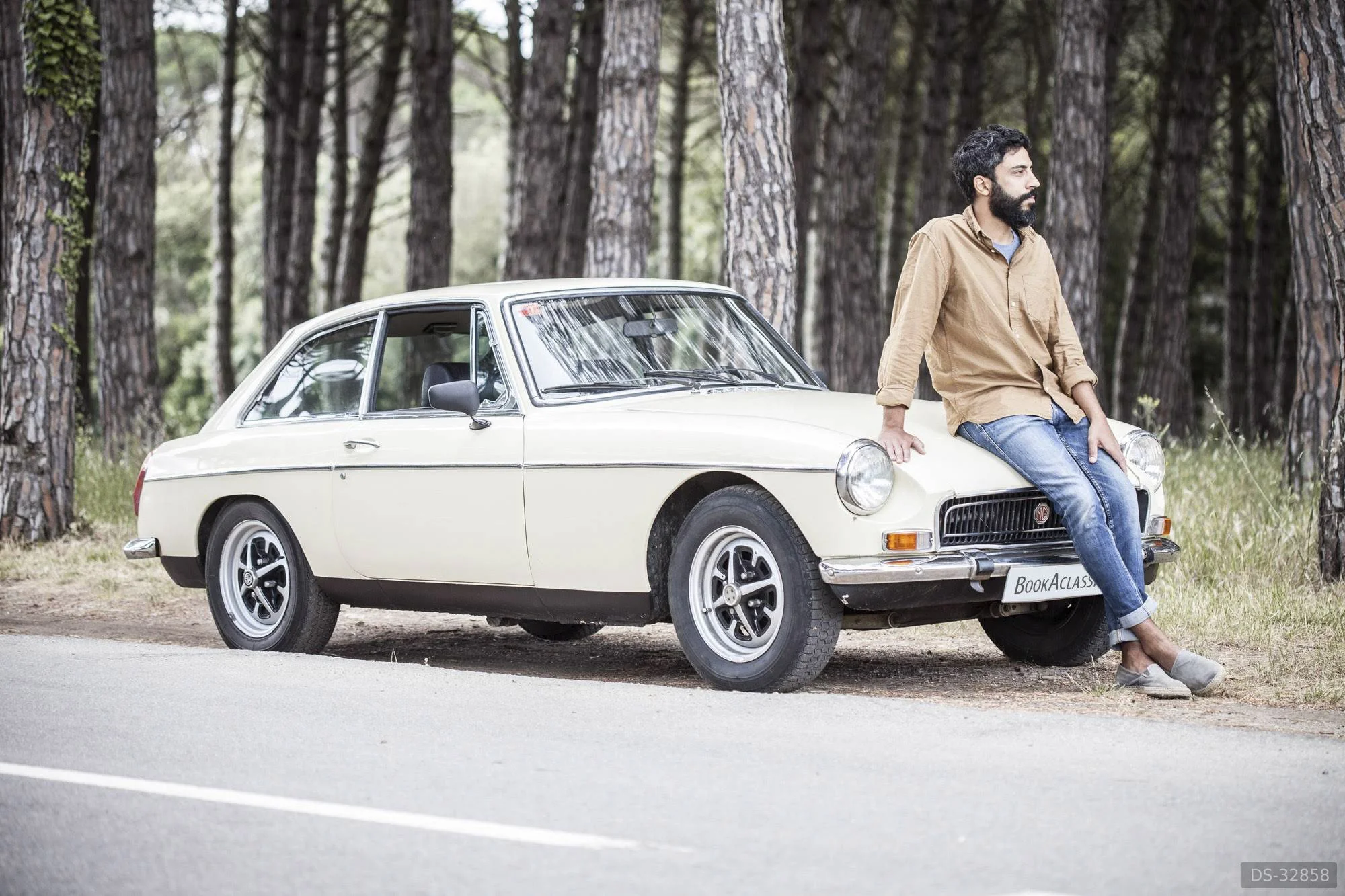 1975 MG GT Coupe
