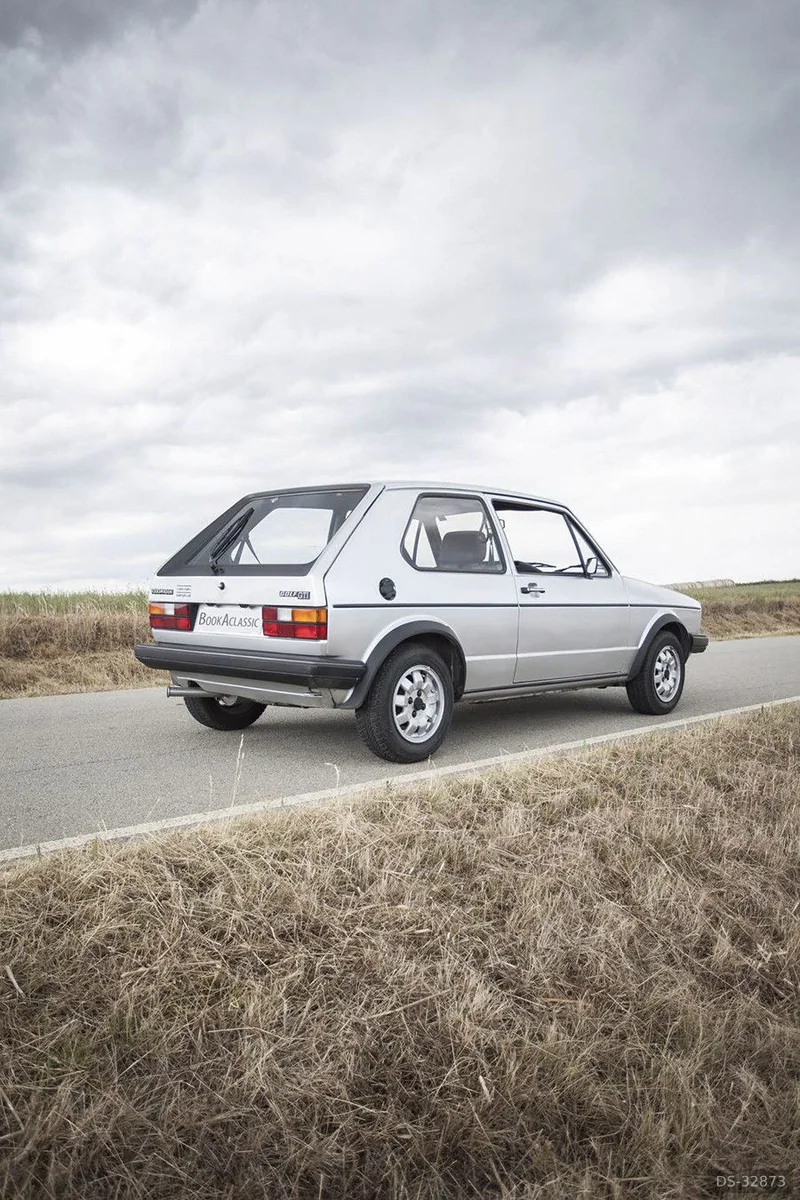 1983 Volkswagen Golf Rabbit in Rupià