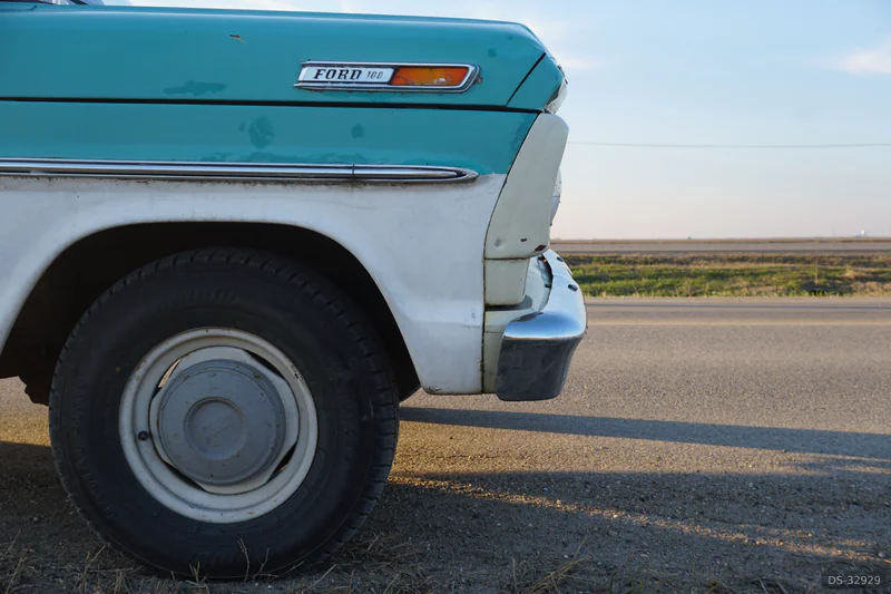 1968 Ford F100 in Toronto 3