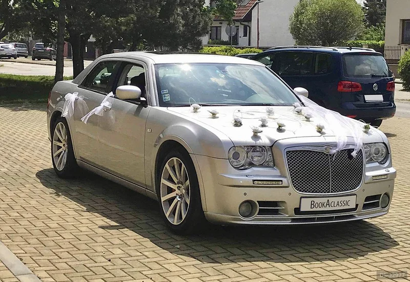 2008 Chrysler 300c Srt8 in Trnava 3