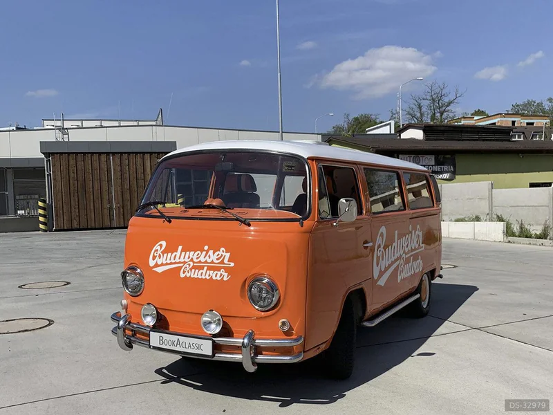 1970 Volkswagen T2 in Bratislava 5