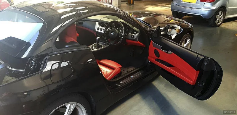 2009 BMW Z4 in Doncaster 8