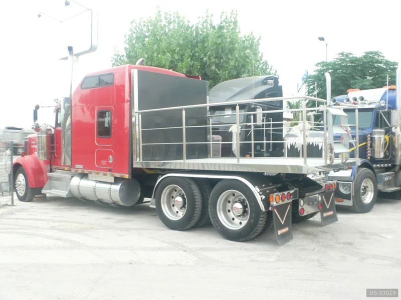 1996 Kenworth W900 in Vilafranca del Penedès 7